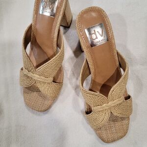 DV by Dolce Vita Tan Women's Heeled Sandals. Excellent used condition!